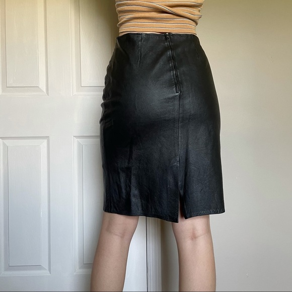 Vintage Firenze 🔥 Leather skirt - Picture 2 of 5